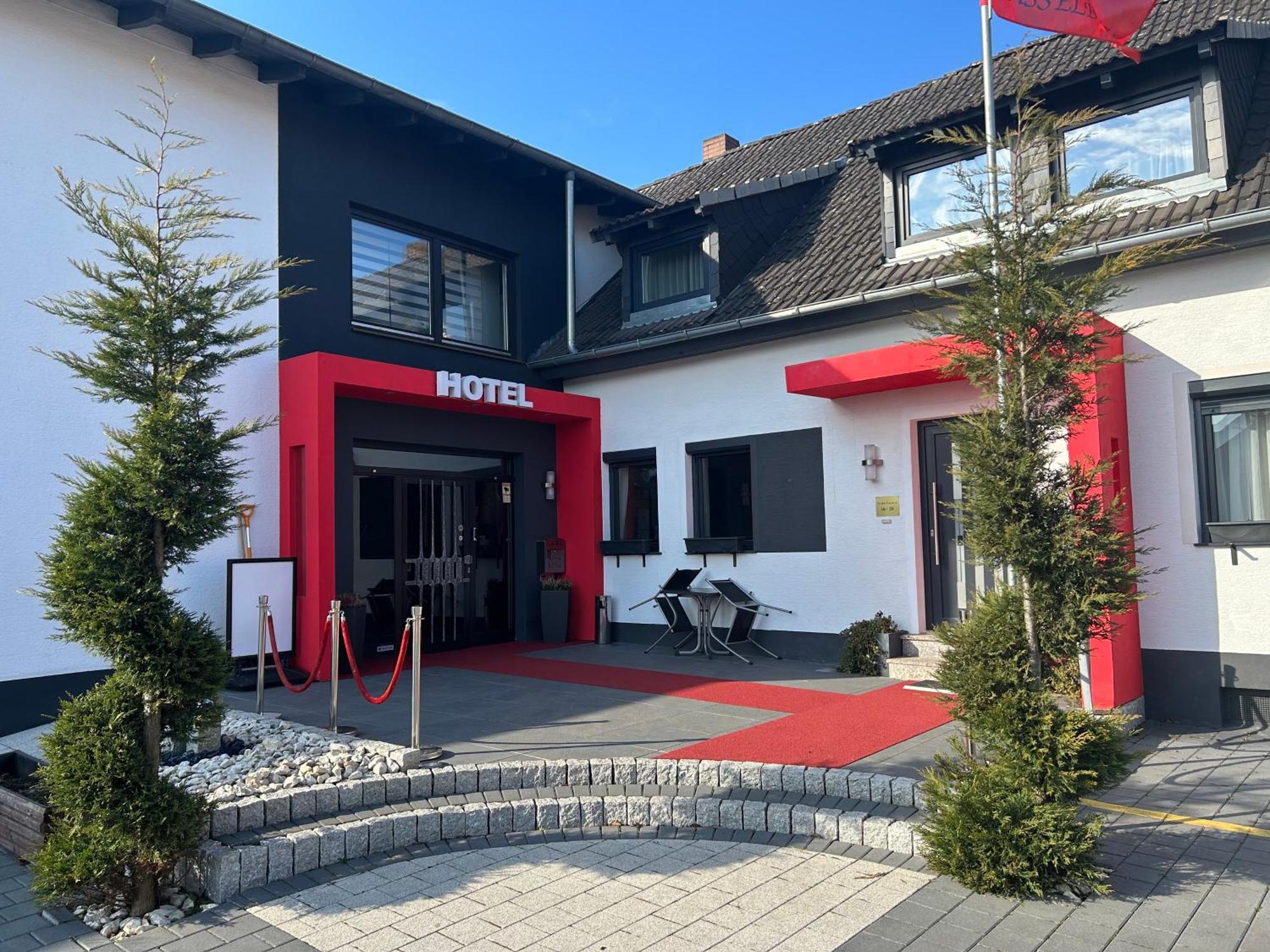 Hotel Hasselberg Kaiserslautern Exterior photo